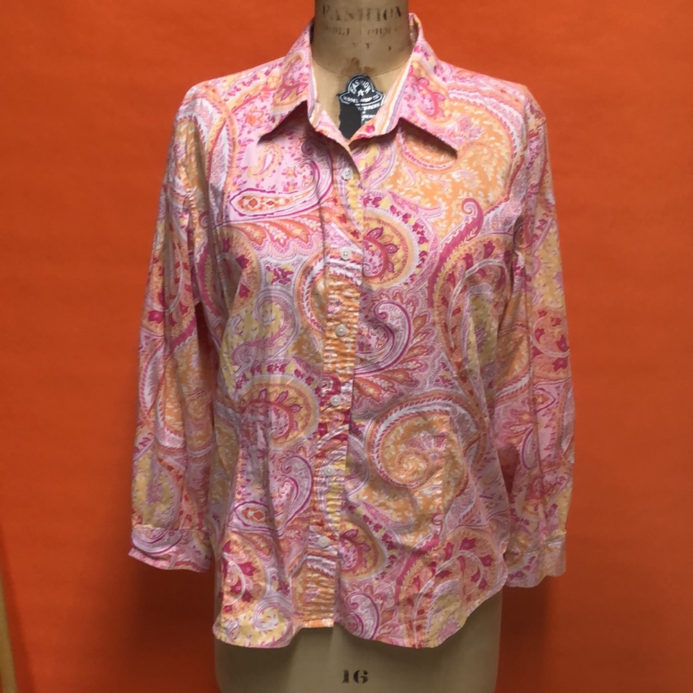 VanHeusen Stretch Button Down Top